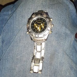 Mens watch